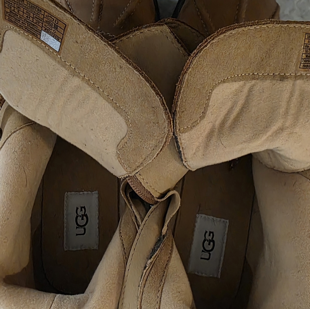 UGG Hapsburg Brown Lace-Up Boots for Women - Picture 5 of 5